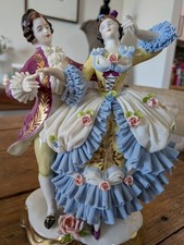 Vintage German Porcelain Figural Clog/Shoe with Floral Decoration and Gilt Trim, 'Niedersachsen' Souvenir Yes - a name/word mark — listing 5