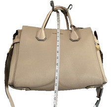 Michael Kors Mercer Gallery Medium Pebbled Leather Tote in Pink — listing 4