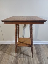 Antique Victorian Quartersawn Oak Two-Tier Parlor Table with Bobbin-Turned Legs