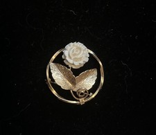 Vintage Gold-Tone Circle Flower Brooch with Dark Stone Center — listing 4