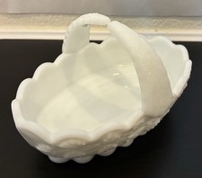 Vintage Milk Glass Grape Pattern Scalloped Footed Candy/Nut Dish — listing 2