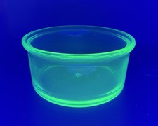 Green Uranium Depression Glass Refrigerator Dish with Lid, Ribbed Pattern, 5" Square