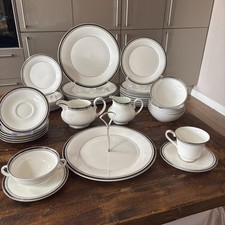 Royal Doulton Vogue Collection 'Sophistication' TC1157 Fine China Dinner & Tea Set for 6 (White with Pink Blossom & Sage Border) — listing 4