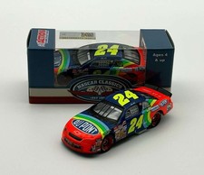 Jeff Gordon #24 DuPont Monte Carlo NASCAR Plaque with Authentic Race-Used Tire Piece — listing 2