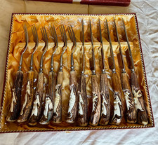 Vintage Stag Handle 2-Piece Carving Set (Knife & Fork) in Original Box — listing 3