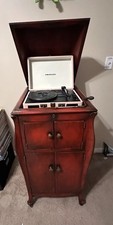 Antique Victor Victrola Upright Phonograph in Mahogany Cabinet with Cabriole Legs — listing 5