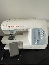 Vintage Singer Futura Electric Sewing Machine in Wooden Cabinet Table — listing 5