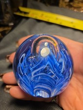 Dynasty Gallery Heirloom Collectibles Art Glass Dolphin Paperweight, 2 inch