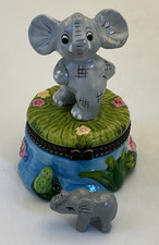 Thai-Style Elephant Pedestal Lidded Trinket Box with Basketweave Dome Lid — listing 5
