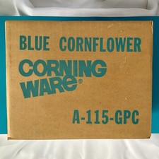 Vintage CorningWare Blue Cornflower Square Casserole with Pyrex Domed Lid — listing 4