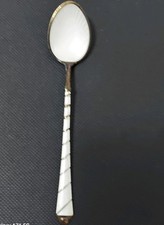 Vintage Guilloché Enamel Silver-Gilt Demitasse / Coffee Spoon with Green Enamel Handle and Gilt Fleur-de-Lis / Trefoil Motif — listing 4
