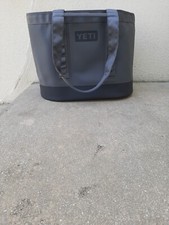 YETI Camino Carryall Tote Bag in Seafoam/Sage — listing 2