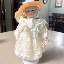Anco Vintage Porcelain Doll in Red Velvet Cape with Faux Fur Trim, 15 inch — listing 2