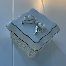 Wedgwood Celestial Platinum Bone China Covered Trinket Box — listing 5