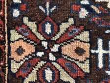 Antique Persian Qashqai Tribal Wool Rug with Central Diamond Medallion — listing 2