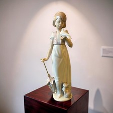 Lladró 'Girl with Umbrella and Ducks/Geese' Matte Porcelain Figurine — listing 2