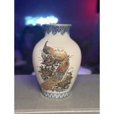 Chinese Satsuma-Style Baluster Vase with Moriage Enamel Figural & Floral Decoration — listing 4