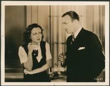 Joan Crawford 1930s MGM Fan Photo / Premium Portrait Card, Facsimile Signature — listing 2