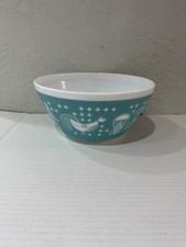 Vintage Charm 'Rise N' Shine' Turquoise Butterprint 10-Cup Mixing Bowl (Pyrex-Inspired Reproduction) — listing 5
