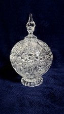 Cut Lead Crystal Covered Candy Dish with Pinwheel Star Pattern and Domed Finial Lid — listing 4