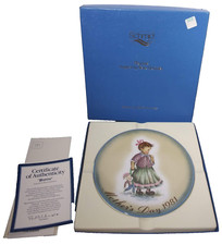 Schmid 1977 Mother's Day Collector Plate "Moonlight Return" by Sister Berta Hummel — listing 4