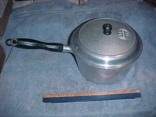 Griswold 3 Qt Cast Aluminum Sauce Pan A33 with Wood Handle