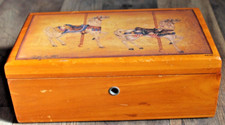 Vintage Bloom Cedar Chest with Waterfall Matched-Veneer Front and Aromatic Red Cedar Lining — listing 6
