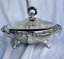 Antique Silver Plate Adjustable Casserole / Hot Dish Holder Trivet with Shell Feet — listing 3
