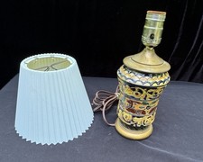 Italian Hand-Painted Majolica Pottery Table Lamp with Floral Decoration — listing 5