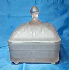 Tiara Frosted Satin Glass Covered Bee Box (Honey Bee / Grape & Bee Pattern), 4.5 inches tall — listing 4