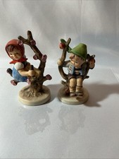 Goebel Hummel "Apple Tree Girl" Figurine #141, Girl Seated in Tree with Dog, listing 5