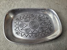 Wilton Armetale Bruce Fox Design Shell-Handle Oval Bread Tray — listing 6