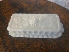 Westmoreland Green Two-Tone Covered Butter/Cheese Dish, Clear Vaseline-Style Ribbed Dome with Jade Green Milk Glass Sawtooth Base, listing 4