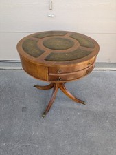 Vintage Duncan Phyfe Style Pedestal Side Table with Splayed Saber Legs — listing 3