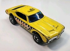 Hot Wheels Maxi Taxi Yellow Redline-era Die-Cast Car — listing 6