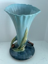 Roseville Pottery Wincraft Blue Tulip Vase (circa 1948) — listing 4