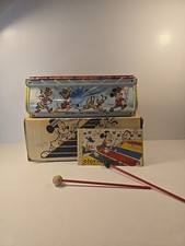 Lot of Two Vintage Disney Character Watches - Goofy & Mickey Mouse Lorus — listing 4
