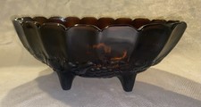 L.E. Smith Amethyst Carnival Glass Basket with Applied Handle and Ruffled Rim — listing 3
