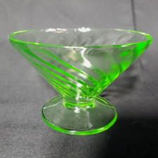 Vintage Green Uranium Glass Footed Sherbet / Dessert Dish, 3 inch — listing 4