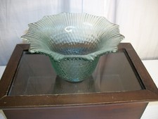 Emerald Green Glass Rose Bowl / Posy Vase with Flared Rim — listing 3