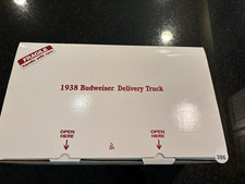 Danbury Mint 1938 Budweiser GMC Stake Bed Delivery Truck 1:24 Scale Diecast