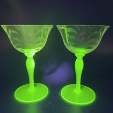 Vintage Uranium Glass Champagne / Tall Sherbet Coupe with Green Stem, 4 inches — listing 5