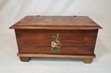 Vintage Bloom Cedar Chest with Waterfall Matched-Veneer Front and Aromatic Red Cedar Lining — listing 3
