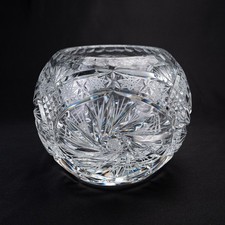 Cut Lead Crystal Pinwheel Vase with Sawtooth Rim — listing 2