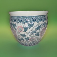 Vintage Chinese Famille Rose Porcelain Rectangular Jardinière / Planter with Underplate, Palace Court Scene — listing 3