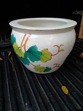 Chinese Hand-Painted Porcelain Decorative Bowl with Green Ivy/Grape Leaf Motif and Gilt Rim, listing 2