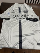 Paris Saint-Germain Jordan Brand Football Shirt, Kvaratskhelia #7, Qatar Airways Sponsor — listing 3