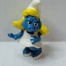 Vintage Smurfette PVC Figurine with Blonde Hair (Classic Coy Pose) — listing 2