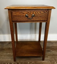 Vintage Oak Two-Tier Nightstand / Side Table with Carved Detailing — listing 3