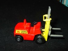 Matchbox Superfast No. 15 Lansing Bagnall Fork Lift Truck, Red/Yellow — listing 6